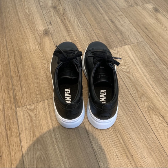Camper black leather sneaker, size 38 (7.5 / 8) - Picture 9 of 14